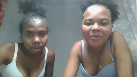Snapshot of ornellahhh chatting on October 2025 08:17:02 PM ornellahhh online show from October 2025 08:17:02 PM