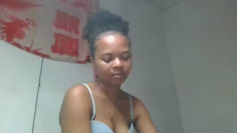 Snapshot of ornellahhh chatting on October 2025 10:13:02 AM ornellahhh online show from October 2025 10:13:02 AM