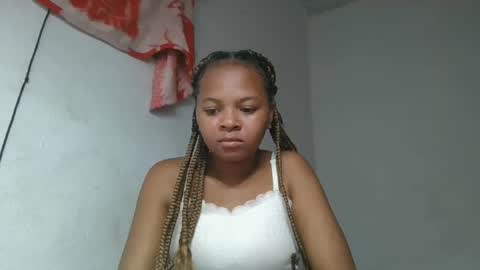 Snapshot of ornellahhh chatting on October 2025 06:30:02 PM ornellahhh online show from October 2025 06:30:02 PM