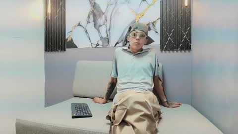 orus_241 online show from October 2025 07:47:02 PM
