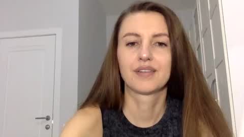 orvaline online show from April 2026 06:02:01 PM