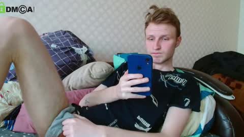 Snapshot of oscar_wildy chatting on May 2026 07:15:02 AM Oscar online show from May 2026 07:15:02 AM