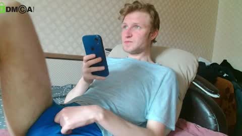 Snapshot of oscar_wildy chatting on May 2026 10:12:02 AM Oscar online show from May 2026 10:12:02 AM