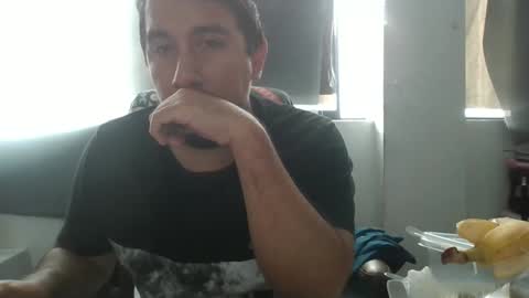 Snapshot of oscaryn_martell chatting on January 2025 01:00:02 PM oscaryn_martell online show from January 2025 01:00:02 PM