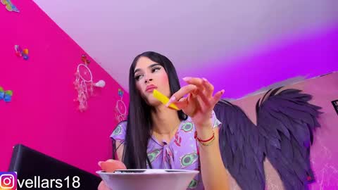 vella online show from January 2025 12:49:02 AM