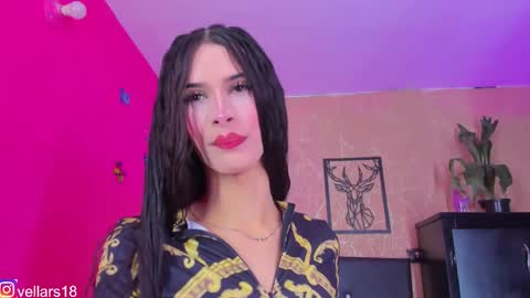 vella online show from October 2025 07:00:01 PM