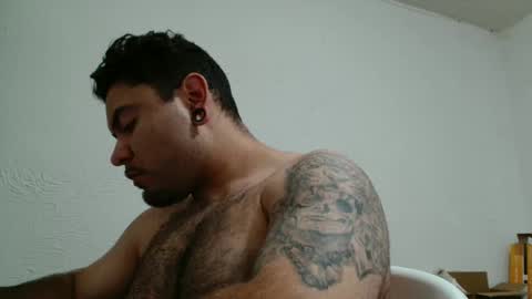 Snapshot of osiris_lust chatting on September 2025 11:37:02 PM Osiris Lunar online show from September 2025 11:37:02 PM