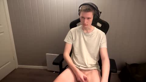 Snapshot of oskarlk chatting on March 2025 10:53:01 PM Oskar online show from March 2025 10:53:01 PM