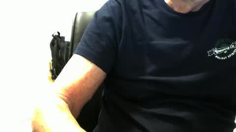 Ossi online show from December 2025 03:38:02 AM