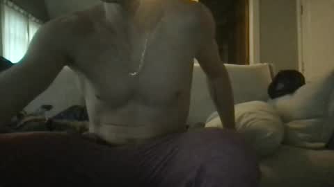 Snapshot of ossignol_xxx chatting on January 2025 11:35:01 PM rossignol online show from January 2025 11:35:01 PM