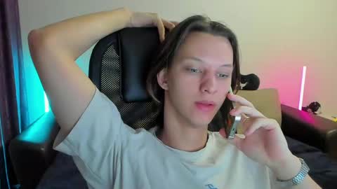 Ostin online show from April 2026 04:18:01 PM