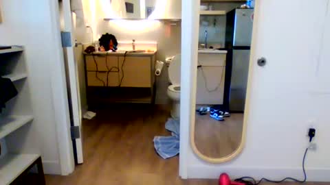 Chulo CLos online show from June 2026 05:03:04 PM