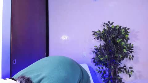 Otto Andrew online show from February 2026 08:09:01 PM