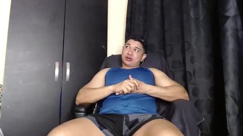 otto_stud online show from October 2025 04:01:02 AM