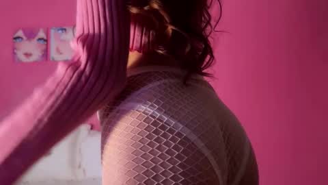 Snapshot of outerspace2000 chatting on October 2025 05:03:01 PM outerspace2000 online show from October 2025 05:03:01 PM