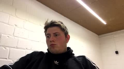 outflayd online show from March 2026 04:01:01 PM