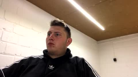 outflayd online show from March 2026 11:04:02 PM