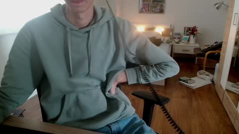 OverkneeBabe online show from December 2024 09:01:02 AM