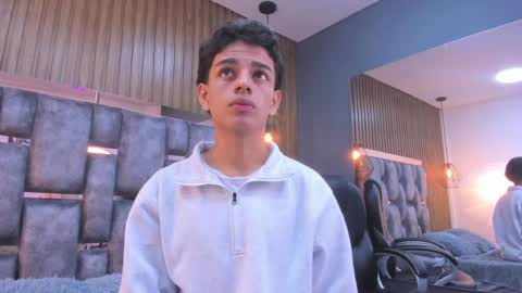 Owen Johnson online show from April 2026 11:33:01 AM