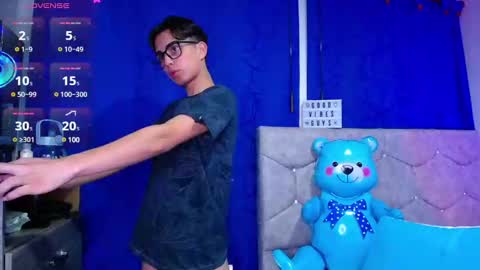 Owen  Independent model  online show from December 2024 06:04:01 AM