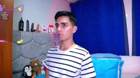 Owen  Independent model  online show from September 2025 10:32:02 PM