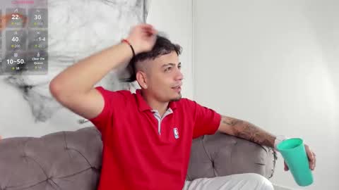 O W E N - S T O N E online show from October 2025 04:37:02 AM