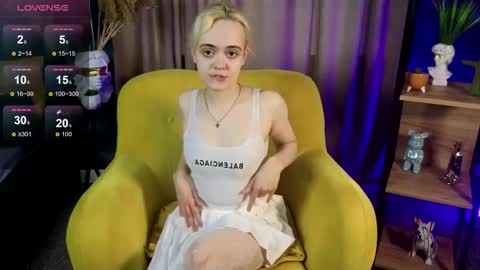 Snapshot of oxcy_live chatting on March 2026 06:19:01 AM Oxcy online show from March 2026 06:19:01 AM