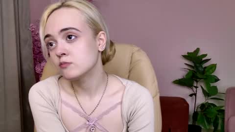 Snapshot of oxcy_live chatting on March 2026 05:46:01 AM Oxcy online show from March 2026 05:46:01 AM