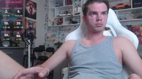 Mike online show from October 2025 12:12:02 PM