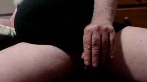 ozziebloke01 online show from January 2025 09:32:01 AM