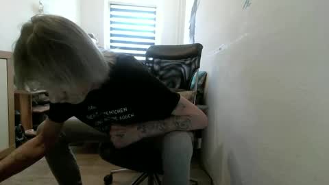 Snapshot of p83291869 chatting on April 2026 02:59:02 PM p83291869 online show from April 2026 02:59:02 PM