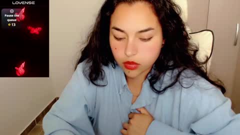 Snapshot of p_o_l_e_t_t chatting on February 2025 03:23:02 AM Jane online show from February 2025 03:23:02 AM