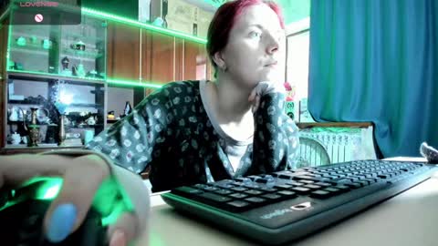 Ella online show from January 2025 01:25:02 PM