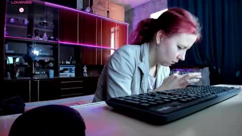 Ella online show from March 2025 11:38:02 AM