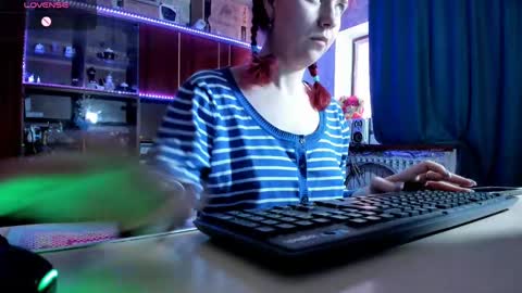 Ella online show from March 2025 09:46:02 AM