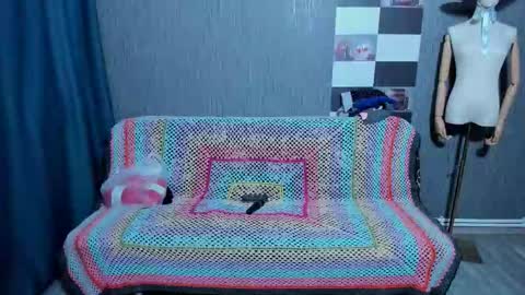 Ella online show from November 2025 06:57:02 AM