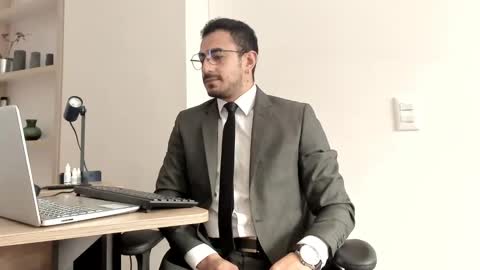 Snapshot of pablo_rincon95 chatting on January 2025 03:44:02 PM pablo rincon95 online show from January 2025 03:44:02 PM