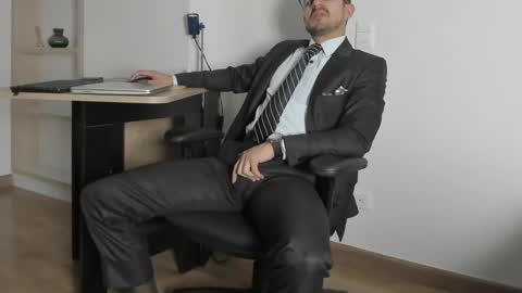 Snapshot of pablo_rincon95 chatting on February 2025 10:54:01 PM pablo rincon95 online show from February 2025 10:54:01 PM