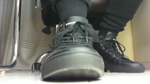 Snapshot of pablomenesssl chatting on January 2025 05:59:01 PM Pablo Meness online show from January 2025 05:59:01 PM