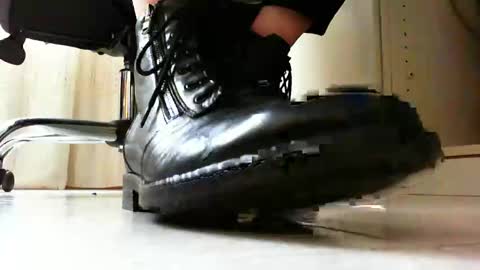 Snapshot of pablomenesssl chatting on February 2025 12:20:01 PM Pablo Meness online show from February 2025 12:20:01 PM