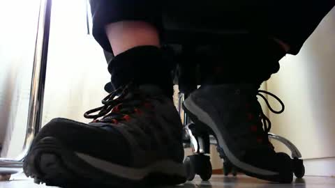 Snapshot of pablomenesssl chatting on March 2025 02:37:02 PM Pablo Meness online show from March 2025 02:37:02 PM