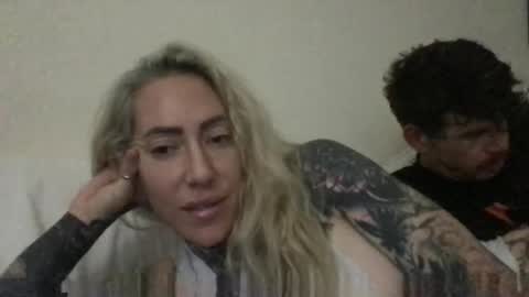 Snapshot of paigesixx_charlievicious chatting on October 2025 09:42:02 AM paigesixx_charlievicious online show from October 2025 09:42:02 AM