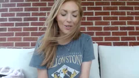 paigewhispers21 online show from April 2026 04:12:01 PM