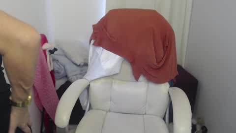 paiper online show from December 2024 07:55:01 PM