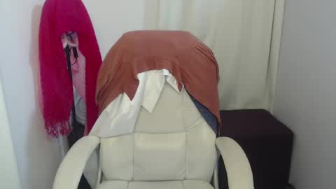 paiper online show from December 2024 11:29:02 AM