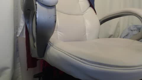 paiper online show from December 2024 01:00:02 AM