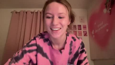 Snapshot of paisleysnowxo chatting on March 2025 04:13:01 AM paisleysnowxo online show from March 2025 04:13:01 AM