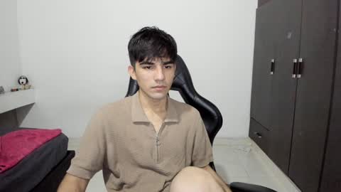 pakun_ online show from January 2025 12:45:01 AM