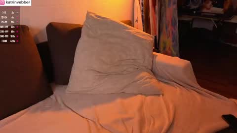 Katrin Vebber online show from April 2026 08:20:02 PM