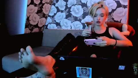 palmer_haze online show from November 2025 08:41:02 PM